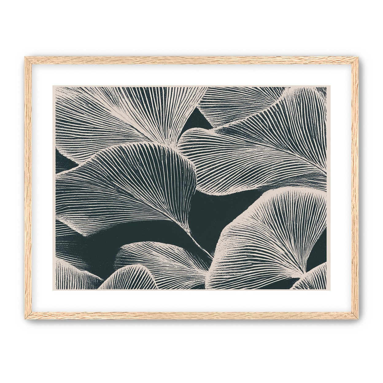 Pale veins on dark leaves
