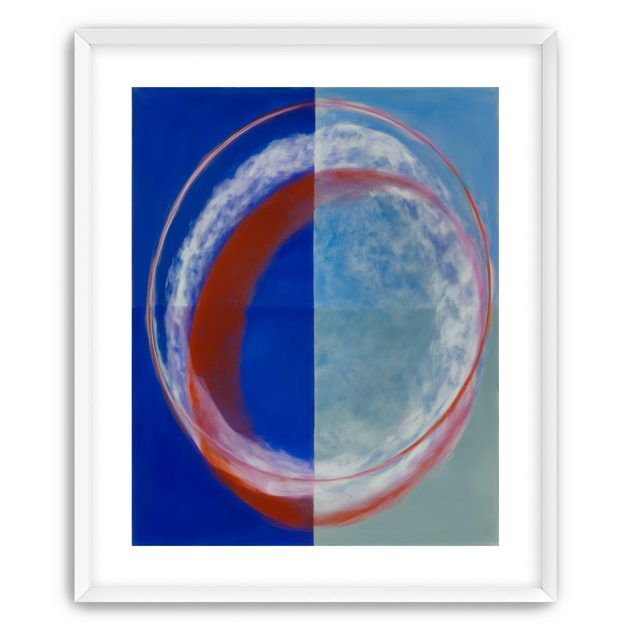 Red rim on divided blue