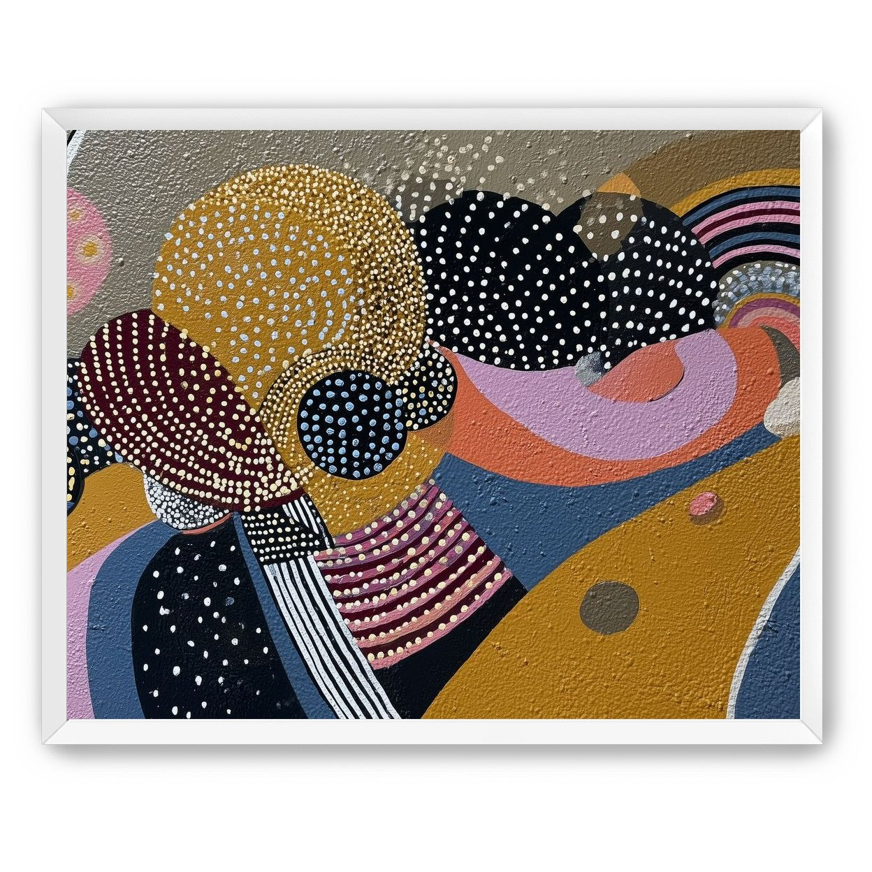 Overlapping Dotted Shapes