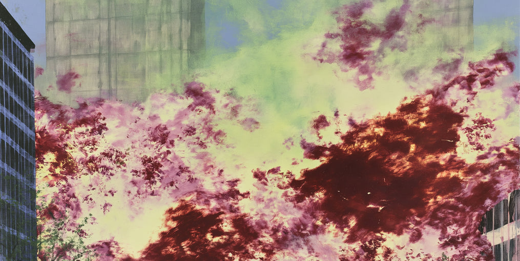 Smoke between the towers