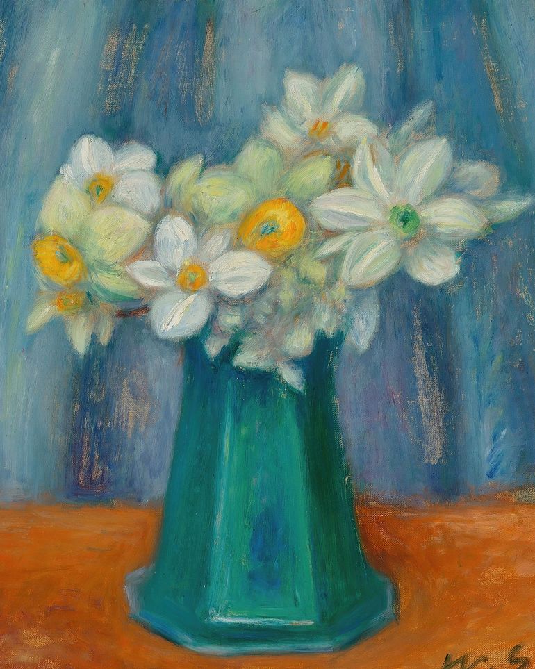 Daisies in green glass