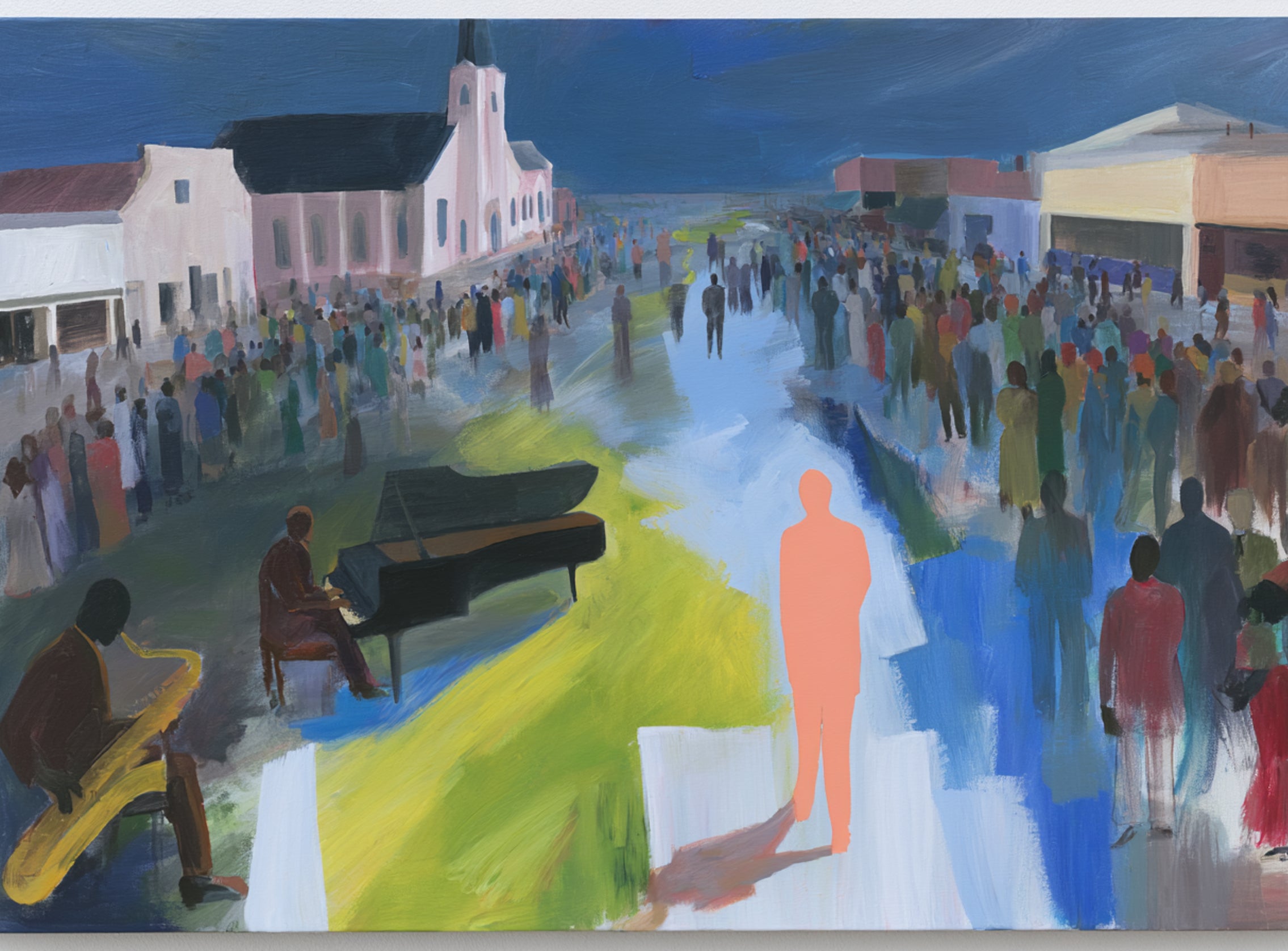 Crowd around the musicians