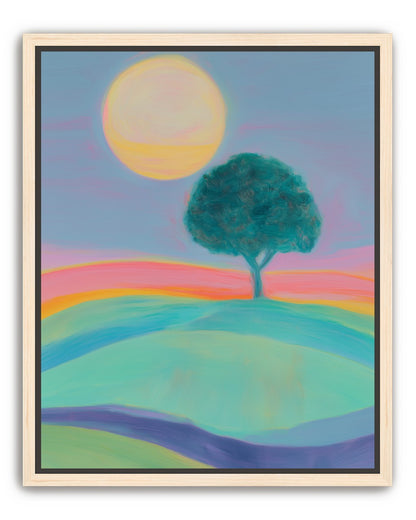 The sun behind the tree