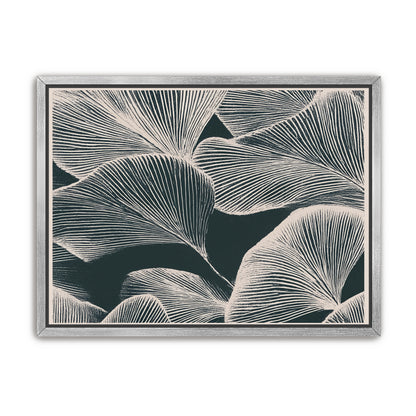 Pale veins on dark leaves