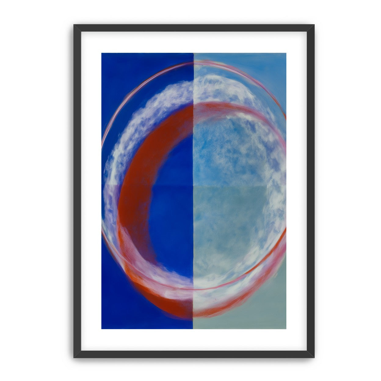 Red rim on divided blue