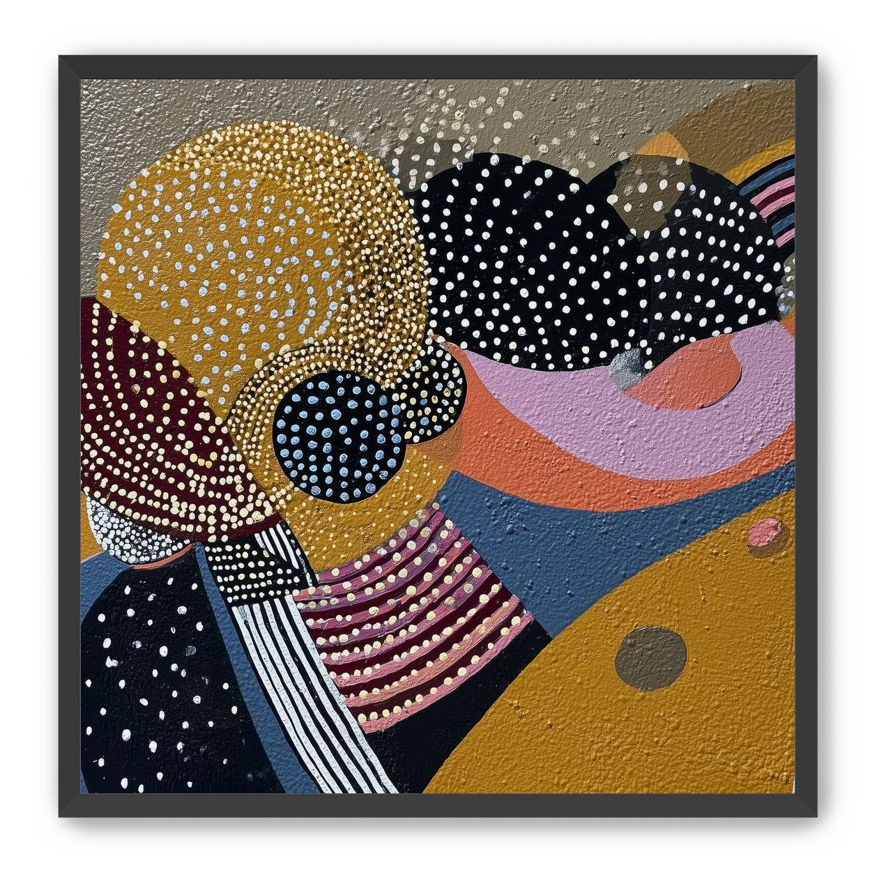 Overlapping Dotted Shapes