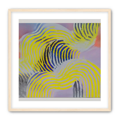 Yellow bends through violet