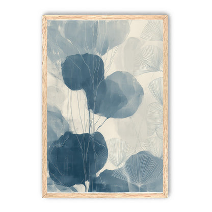 Ginkgo fans among round leaves