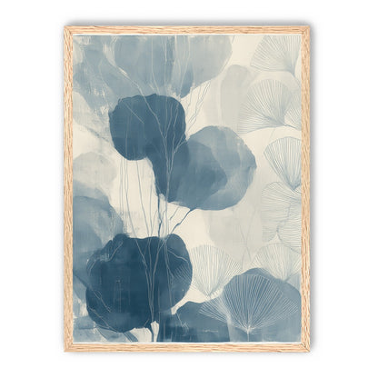 Ginkgo fans among round leaves