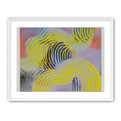Yellow bends through violet