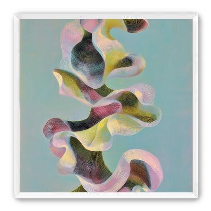 Folded ribbons in suspension
