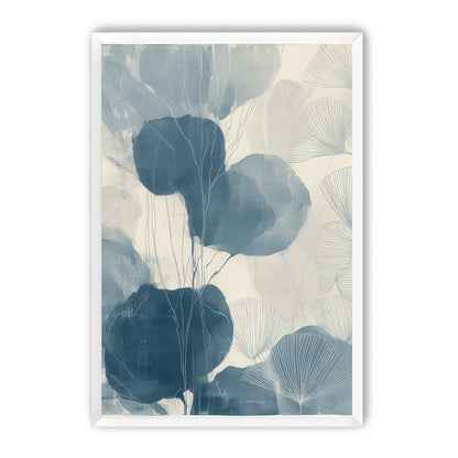 Ginkgo fans among round leaves