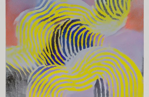 Yellow bends through violet