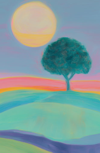 The sun behind the tree